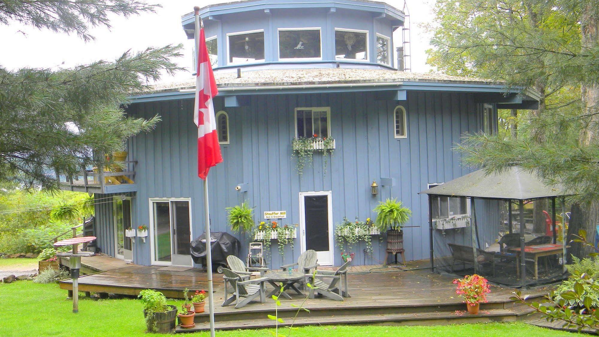 Stouffermill Bed & Breakfast Algonquin Highlands 외부 사진