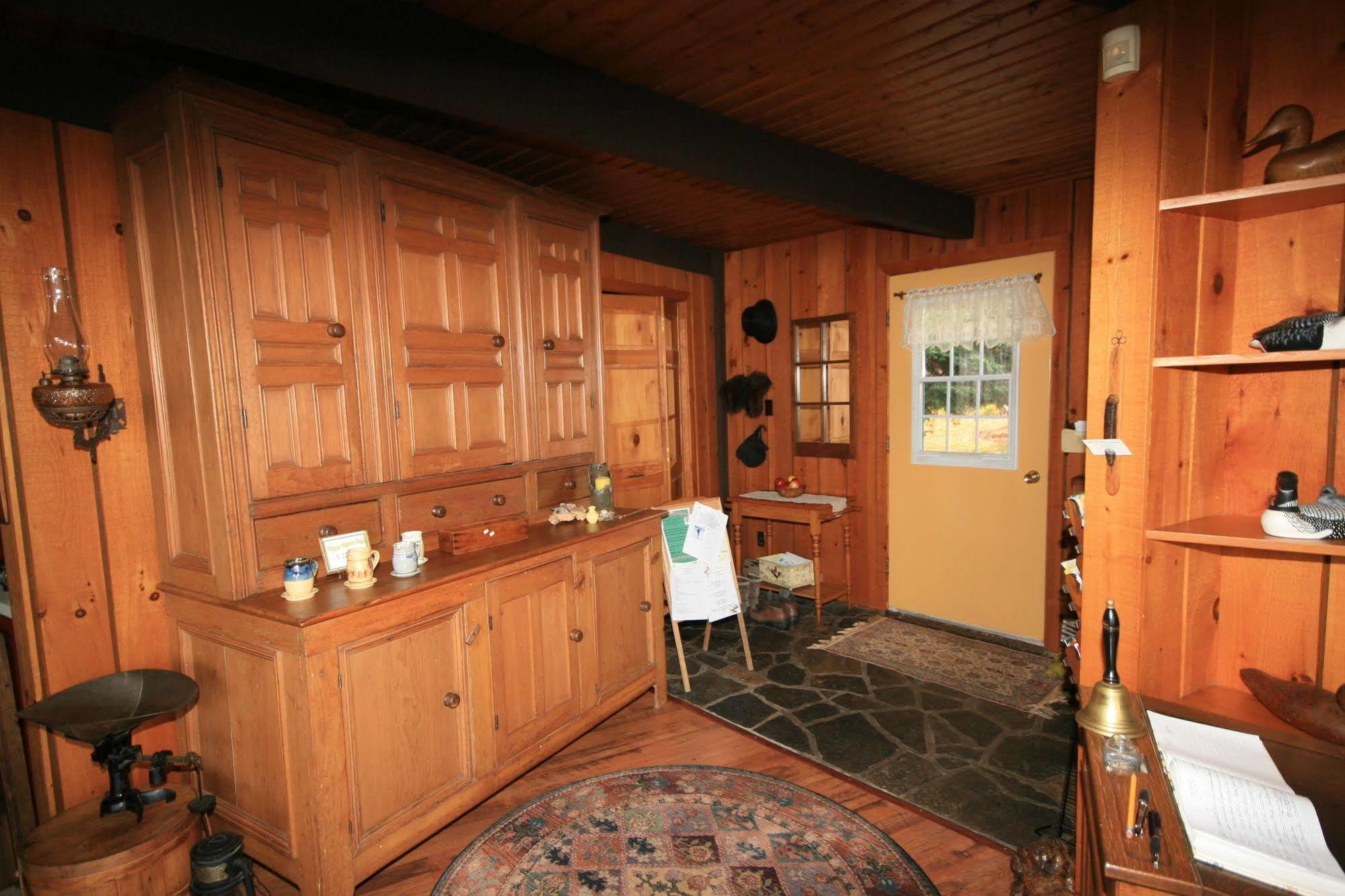 Stouffermill Bed & Breakfast Algonquin Highlands 외부 사진