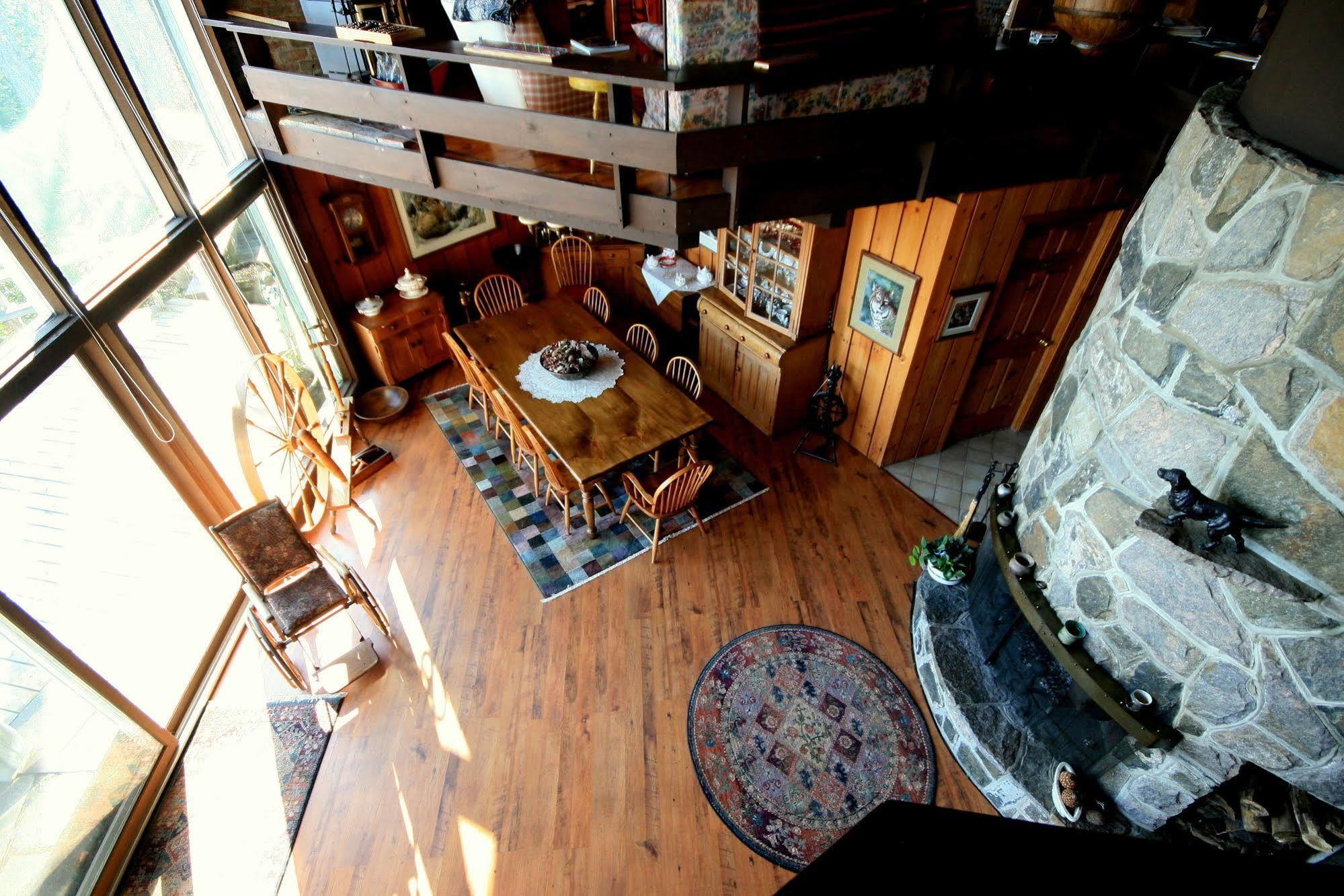 Stouffermill Bed & Breakfast Algonquin Highlands 외부 사진
